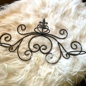 Good condition candle holder/ Good in bathroom or altar